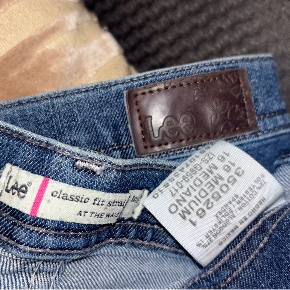 Variety Of Women’s Denim Jeans Size 16 - Picture 4 of 7